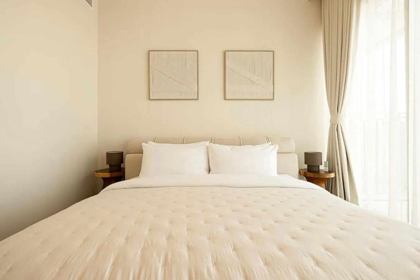 Seraya Residence 5 - 4Bdr - Burj Views - Private Jacuzzi Dubai 0*,  United Arab Emirates